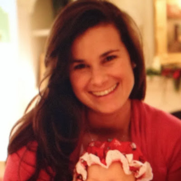 Meet your Posher, Caroline - Picture 1 of 1